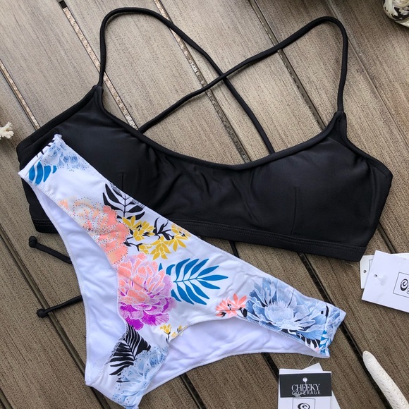 🌴🔆RIP CURL- CLASSIC SURF Delilah Cheeky bikini🔆 - Picture 8 of 12